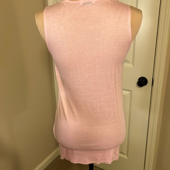 Body Central pink faux pearl embellished V-neck tunic size medium - Picture 7 of 9
